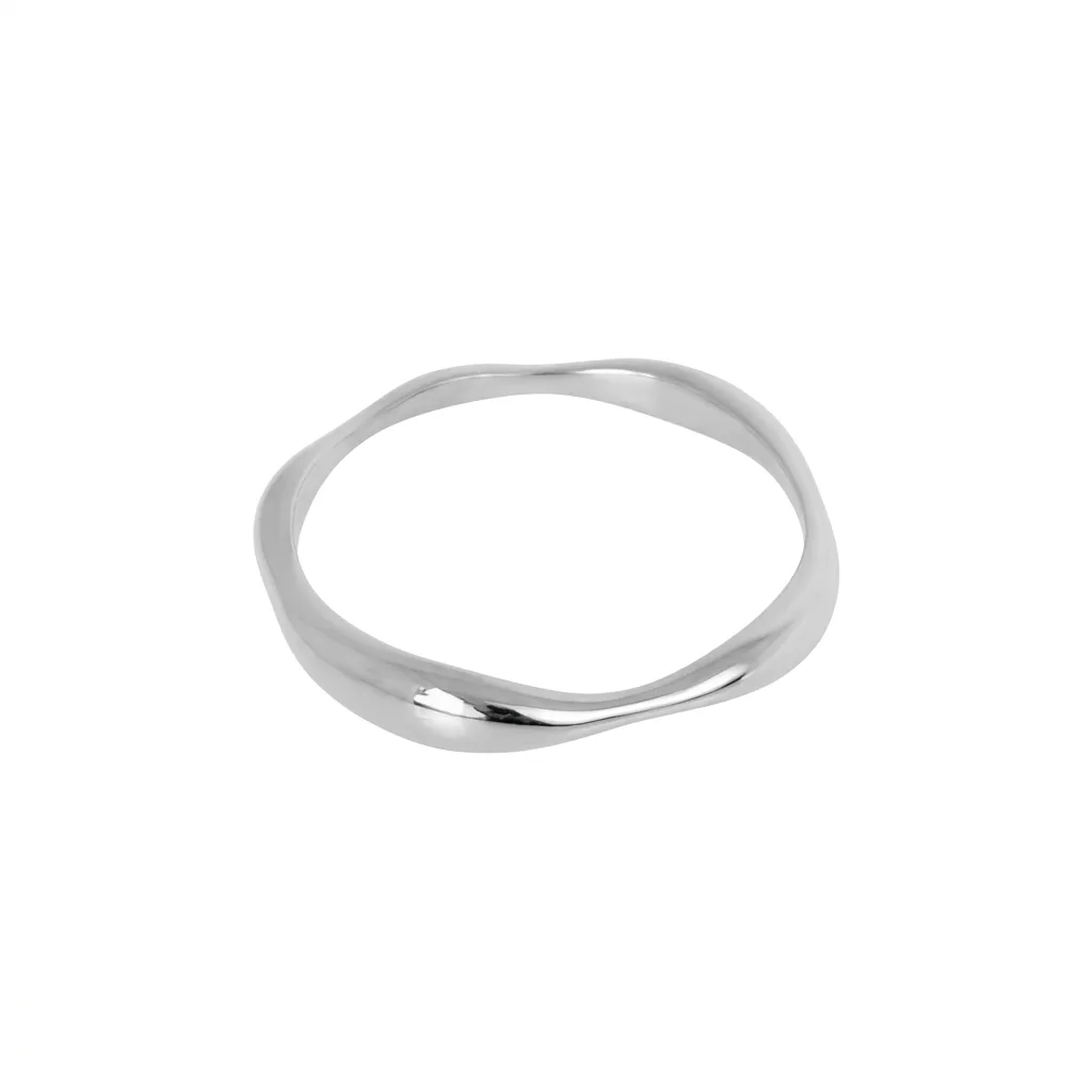 Bague ondulations Ripple, design fluide et texturé